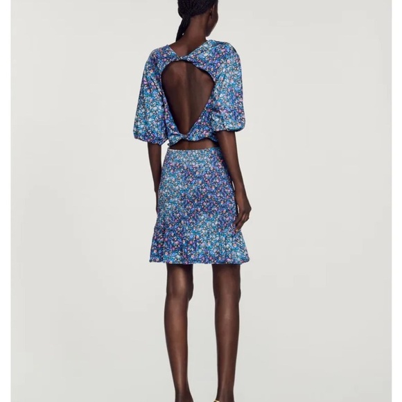 Sandro Spinelle Floral Print Cutout Back Dress Women’s size 40 NWT - Picture 2 of 5